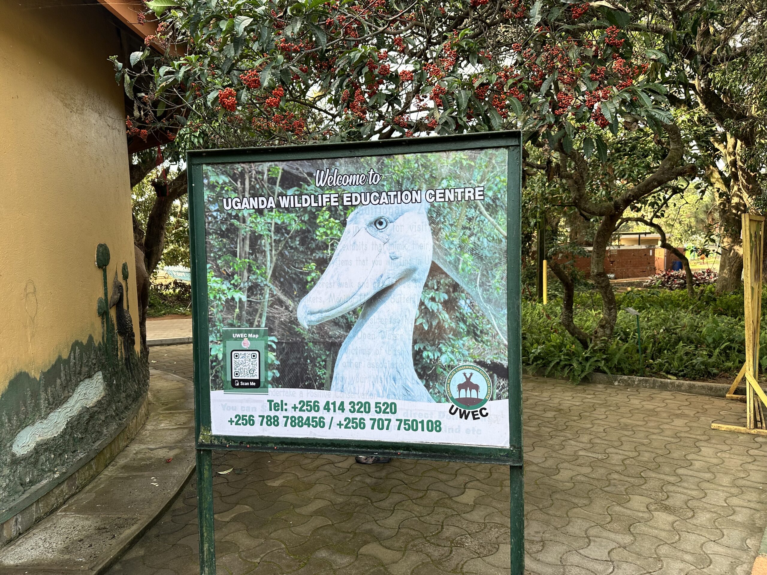 UWECの看板